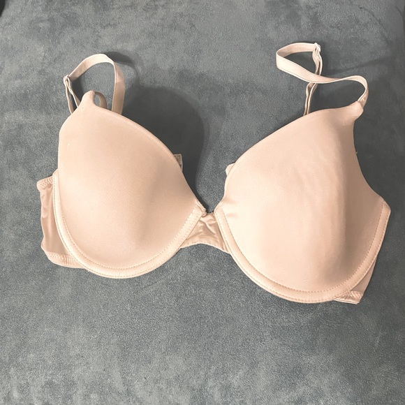 Everyday Calvin Klein T-Shirt bra. Wardrobe staple! - Picture 1 of 3